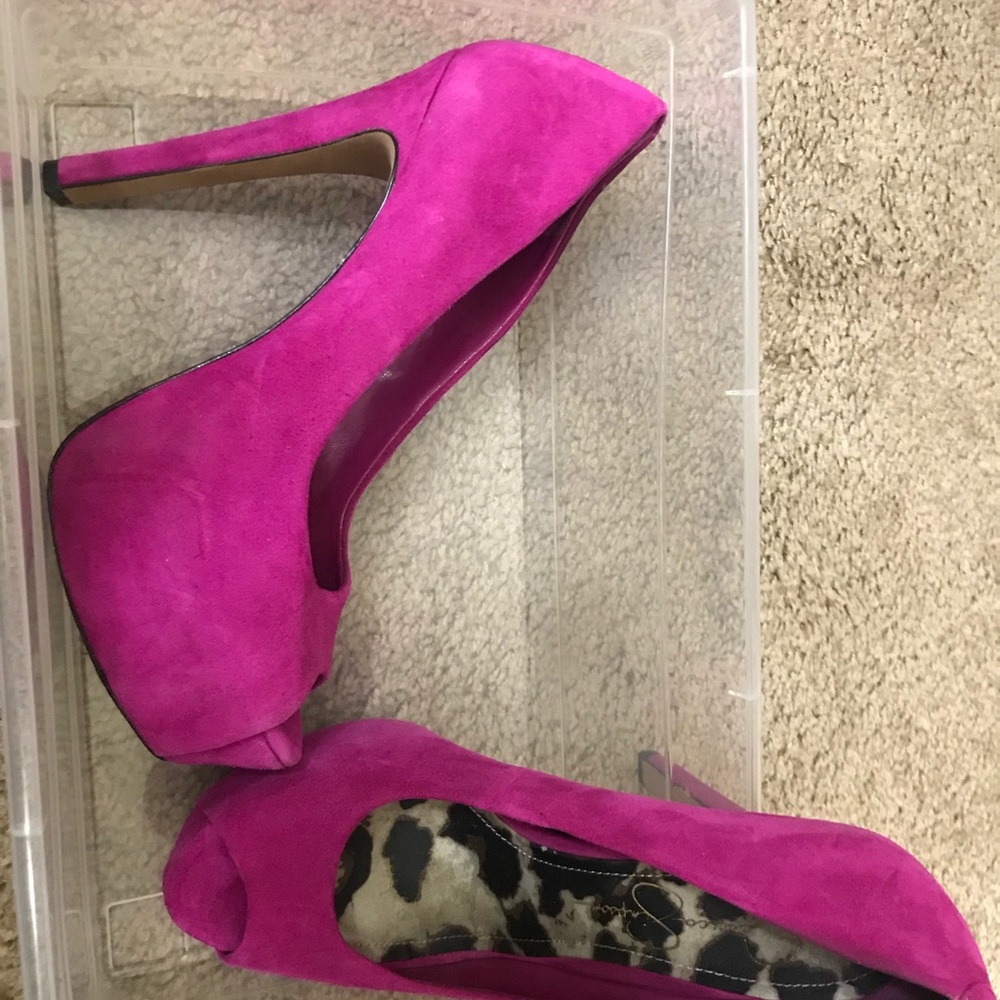 Jessica Simpson peep toe pumps